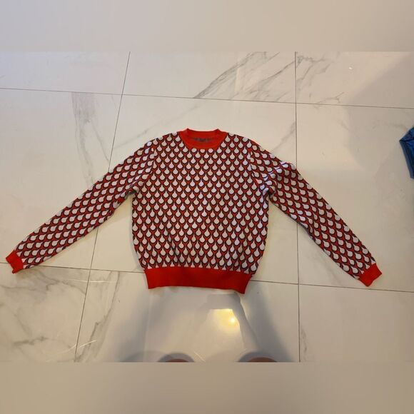 Red and white sweater #20 - Picture 1 of 7